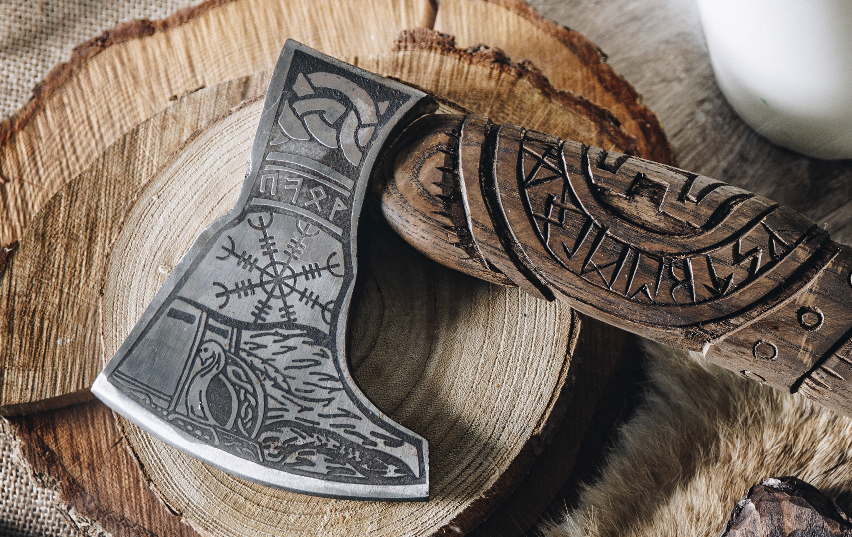 HACHE Viking - Ragnarök - La Taverne du Viking
